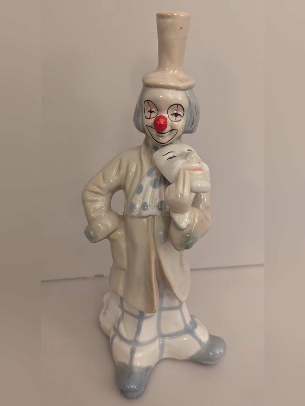 Vintage Porcelain Clown Figurine with 2 Masks. Apprx Size H: 10.5" W:4"